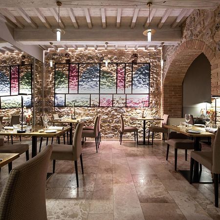 Locanda Dei Logi San Gimignano Bagian luar foto