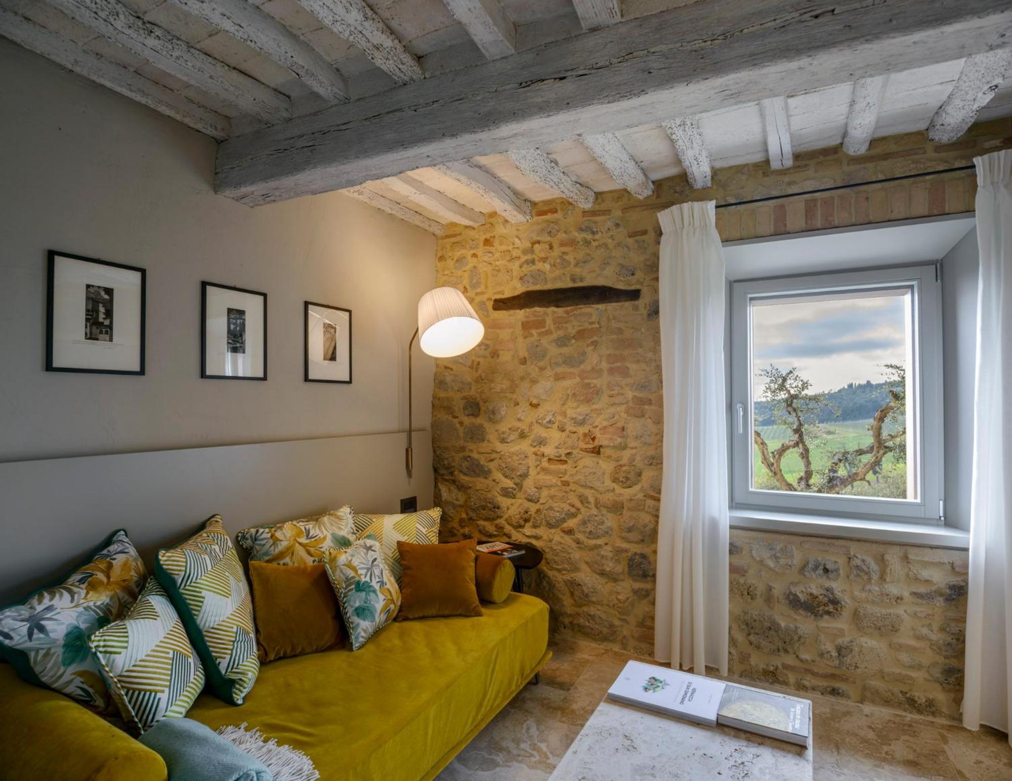 Locanda Dei Logi San Gimignano Bagian luar foto