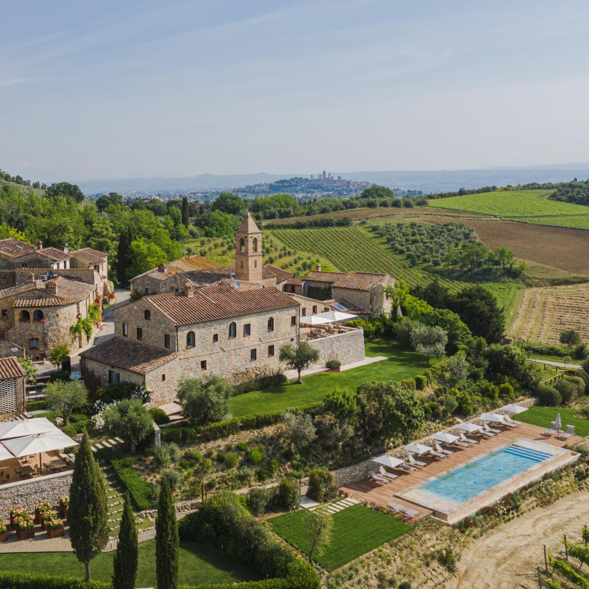 Locanda Dei Logi San Gimignano Bagian luar foto